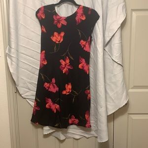 Women’s dress